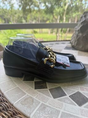 Zara Black Women’s square toe Leather Gold Chain Loafer size 39